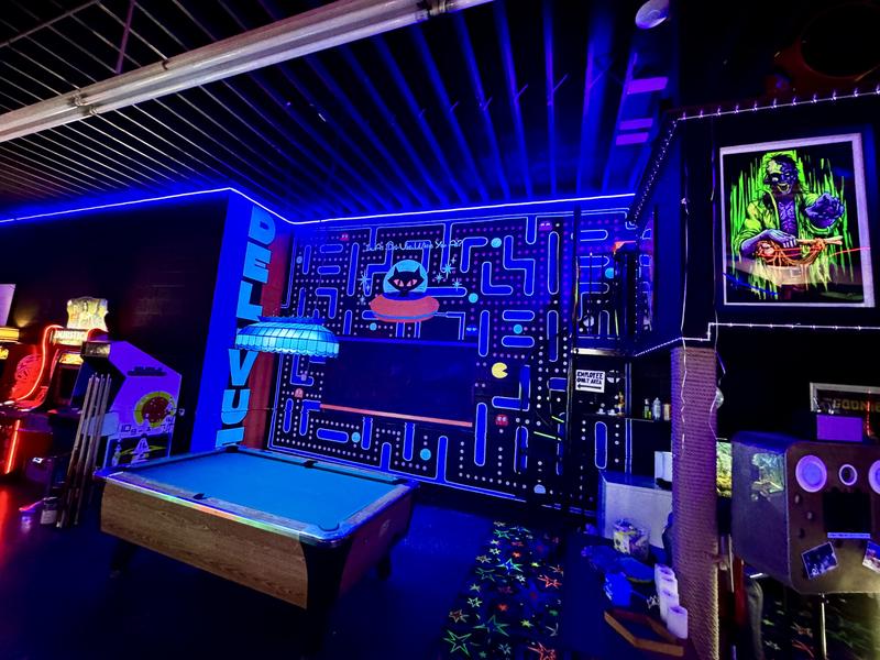 Del-Vue Arcade Club photo 6
