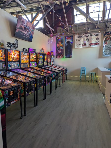 Slingshot Pinball photo 3