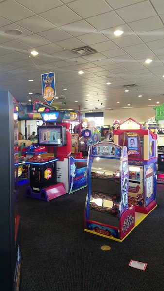 Chuck E. Cheese photo 2