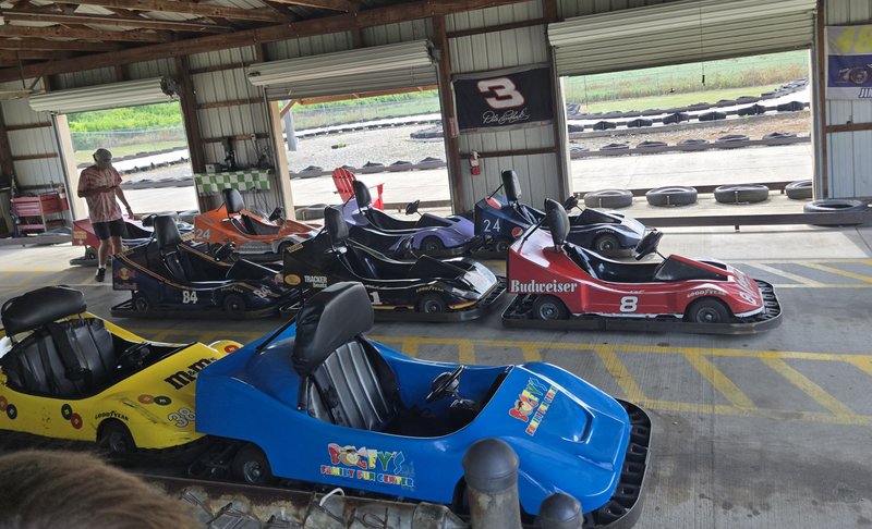 Bogey's Family Fun Center