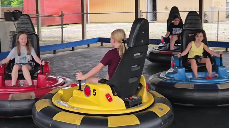 Bogey's Family Fun Center photo 6