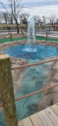 Lincoln Links Miniature Golf photo 5