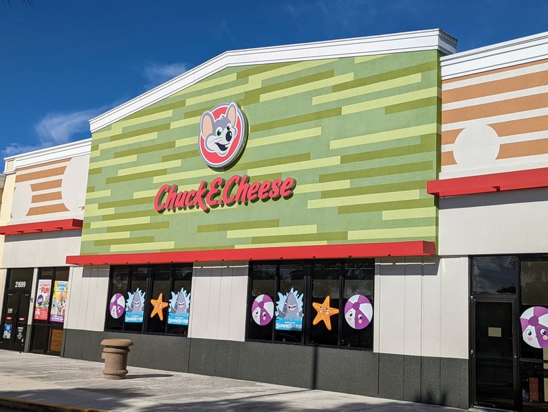 Chuck E. Cheese photo 4