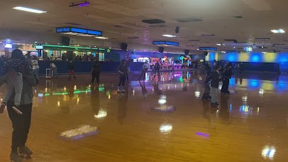 El Centro Skate Rink photo 2