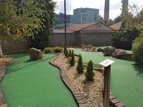 Glen's Mini Golf photo 3