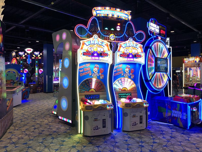 Round1 Bowling & Arcade Promenade Temecula
