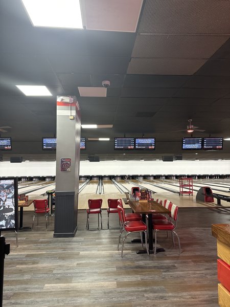 Bowlero Tampa Bay photo 5