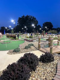 Fore Corners Mini Golf photo 3