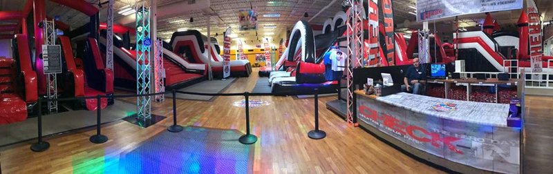 The Hero Day & Glow Golf