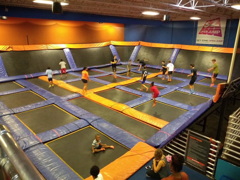 Sky Zone Highland Heights photo 3