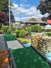 Pro Putt Mini Golf photo 2