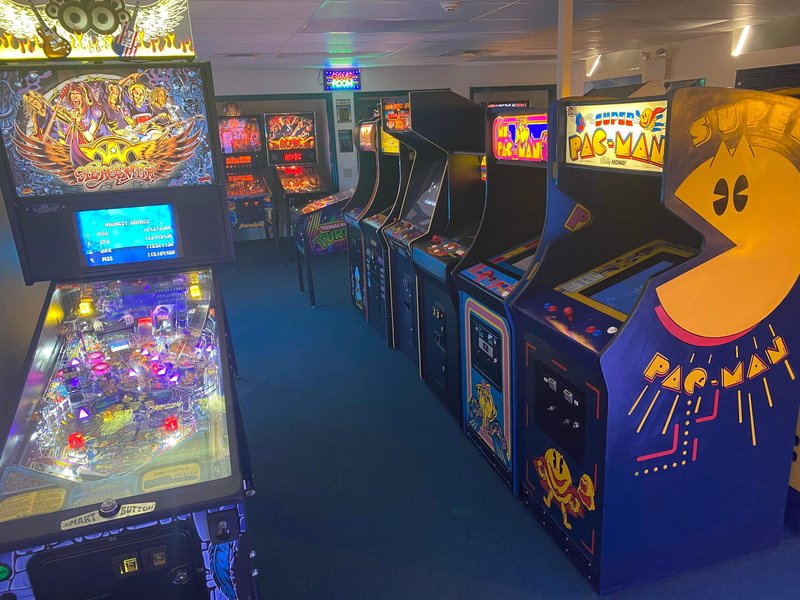 BACK TO THE 80s LASER TAG ARENA/ESCAPE ROOM/ARCADE photo 5