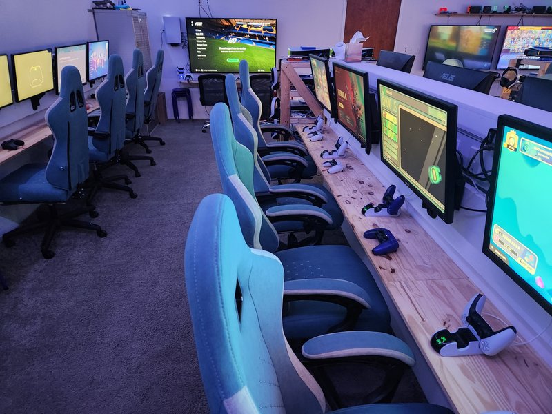 E-Sports Arcade photo 3