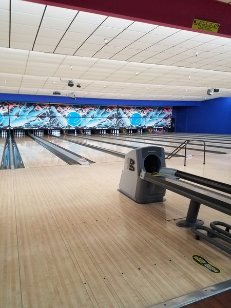 Bowlero Avondale photo 3