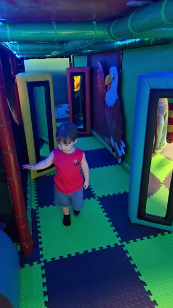 Jungle world indoorplayground photo 6