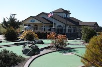 Emerald Dolphin Mini Golf & Arcade photo 5
