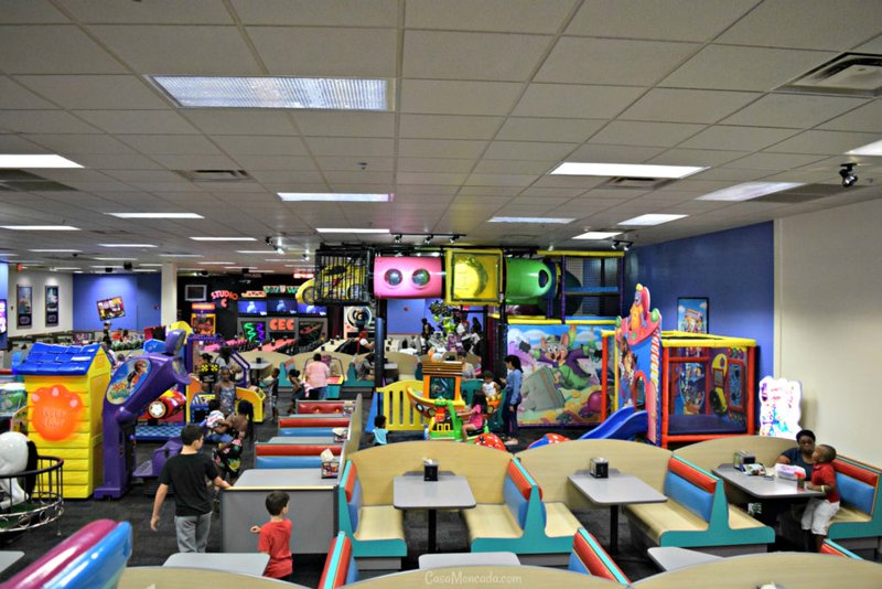 Chuck E. Cheese photo 3