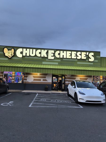 Chuck E. Cheese photo 6