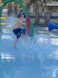 Broadway Park photo 4