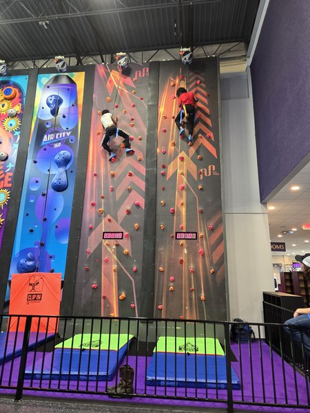 AirCity 360 Trampoline & Adventure Park Milwaukee photo 6