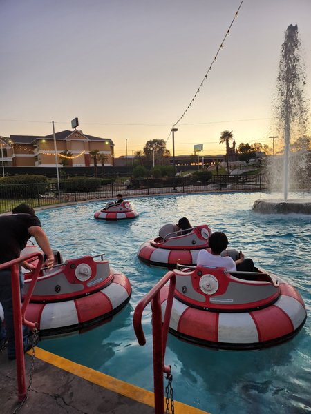 MB2 Entertainment Bakersfield photo 5