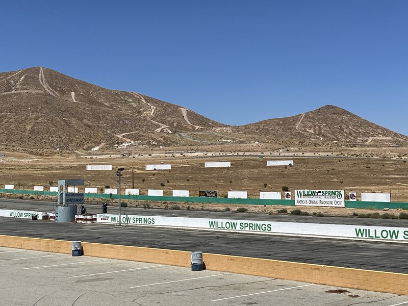 Willow Springs International Raceway photo 4