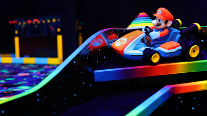 Trap Golf Blacklight Mini Golf photo 3