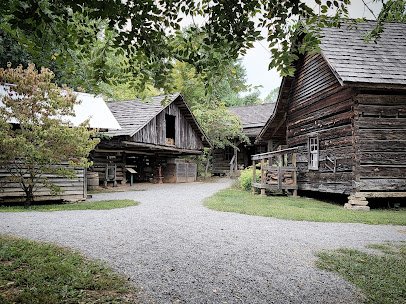 Great Smoky Mountains Heritage Center photo 3