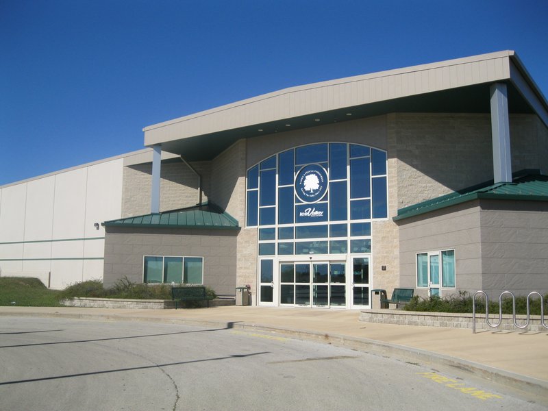 Ice Valley Centre Ice Arena photo 3