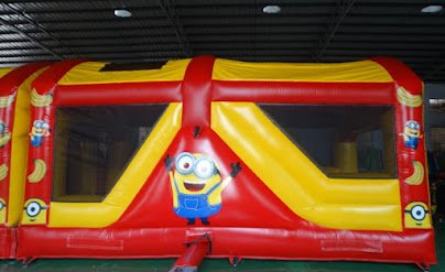 The Minions Playground Bounce House photo 6