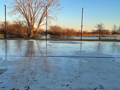Orland Park Ice Skating Rink (Winter Wonderland Ice Rink) photo 4