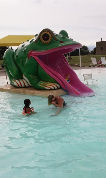 Big Hill Splash Aquatic Center photo 2