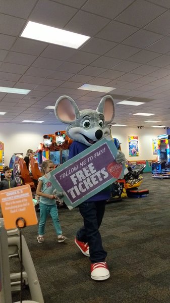Chuck E. Cheese photo 2