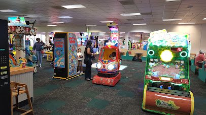 Chuck E. Cheese photo 2
