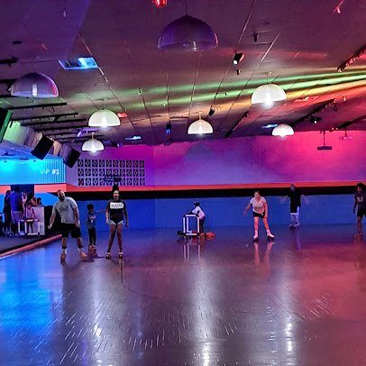 SKATES Rollertainment photo 3
