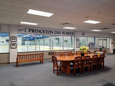 Lisa McGraw Skating Rink photo 2