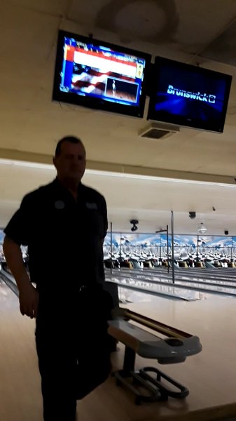 Valley Bowl-madera photo 2