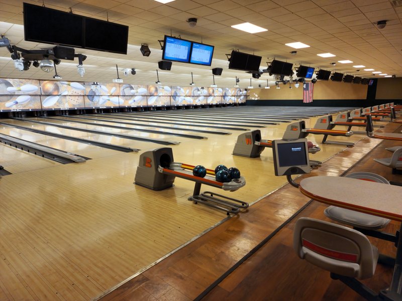 Strike Zone Bowling Center photo 3