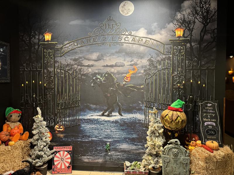 Dare 2 Escape - Escape Room Games photo 3
