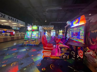 Stars and Strikes photo 4