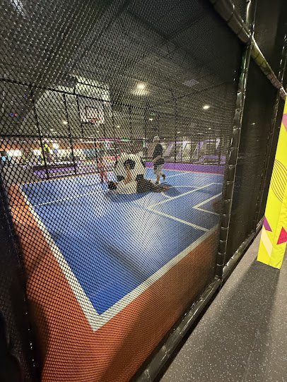 Soar N Bounce Trampoline & Adventure Park - Davenport photo 6