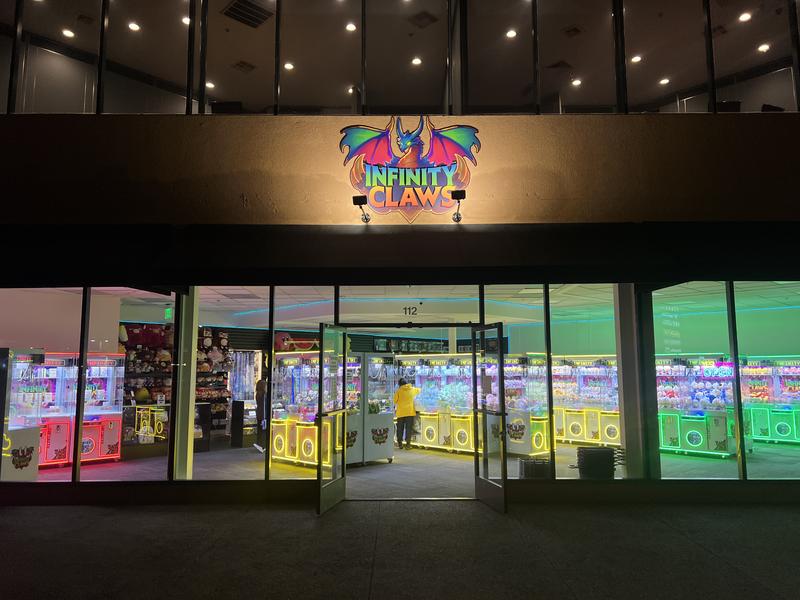 Infinity Claws ♾ Rowland Heights | ULTIMATE Claw Machines Arcade Experience