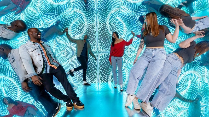 Museum of Illusions Philadelphia