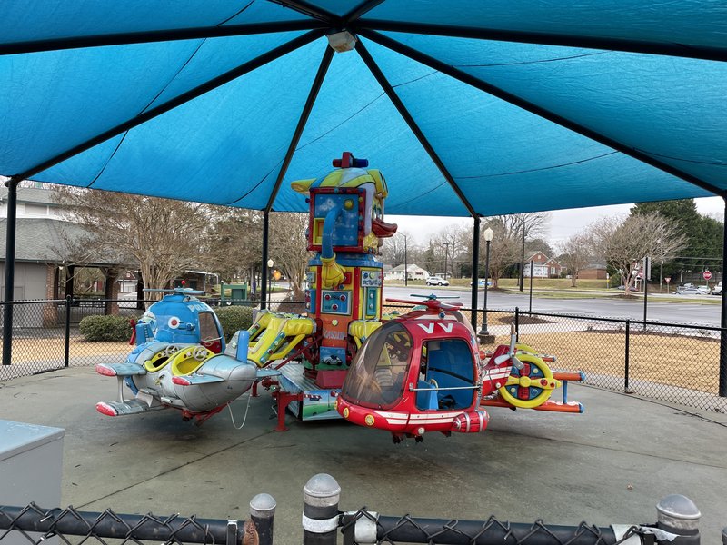 Burlington City Park Amusement Area photo 6