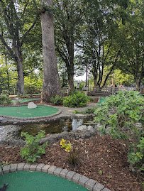 Chipper's Woods Miniature Golf at Oaks Park photo 4