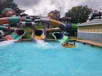 Wet 'n Wild Emerald Pointe Water Park photo 3