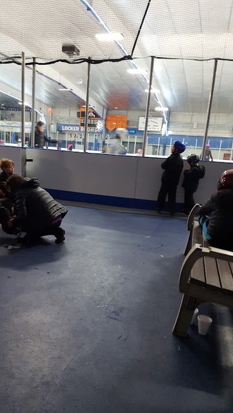 Hommocks Park Ice Rink photo 6