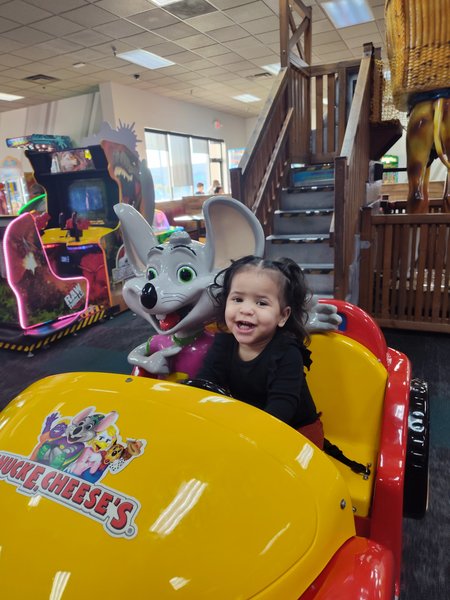 Chuck E. Cheese photo 5