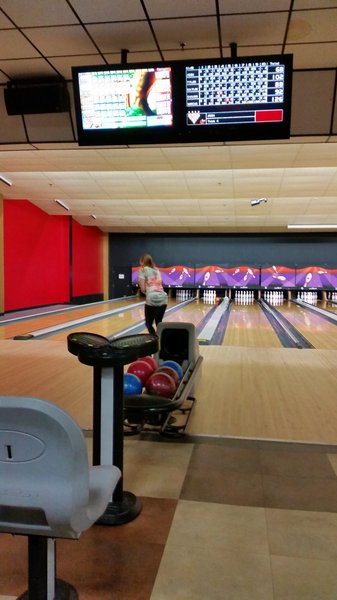 Bowlero Columbus photo 6