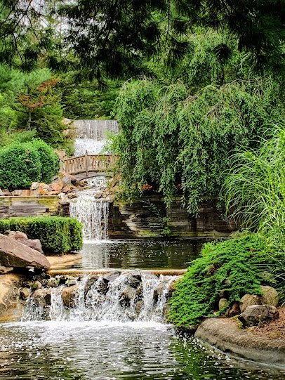 Hidden Valley Miniature Golf and Waterfront Grille photo 3